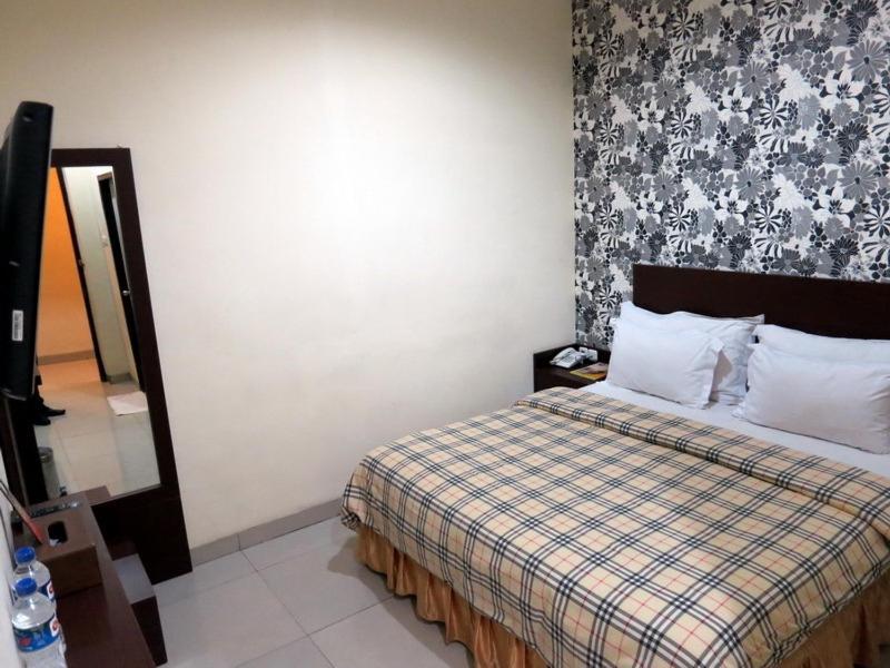 Vindhika Hotel Makassar Ruang foto